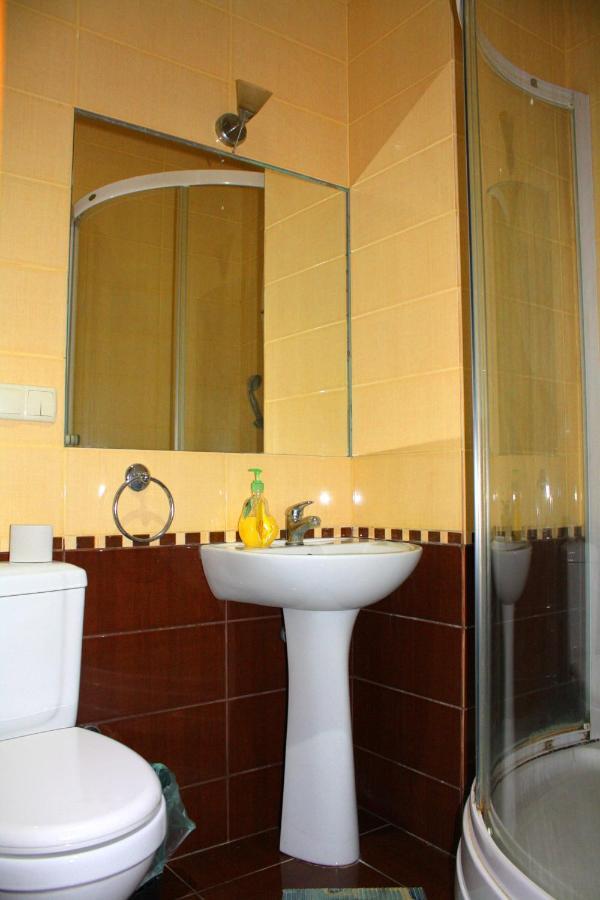 Комната Гостиничного Типа, Алчевских 24 Harkiv Exterior foto